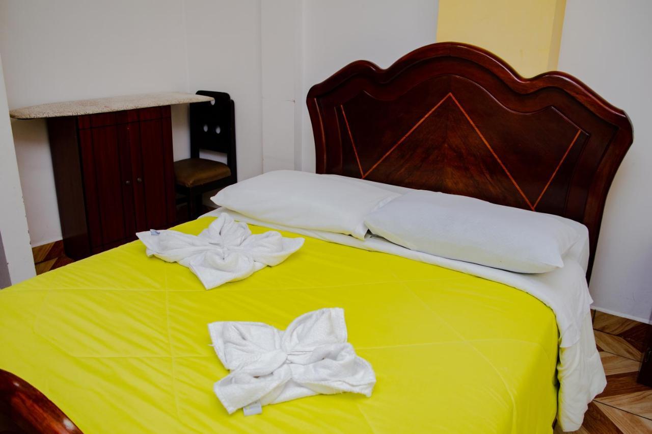 Residencial Amaru Hotel Banos  Exterior photo